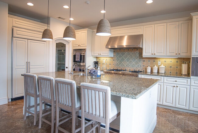 3231 Avenida Aragon in Carlsbad, CA - Building Photo - Building Photo