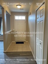 1852 Flagstone Cir in Rochester, MI - Building Photo - Building Photo