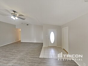 901 Loganwood Dr in Royse City, TX - Building Photo - Building Photo