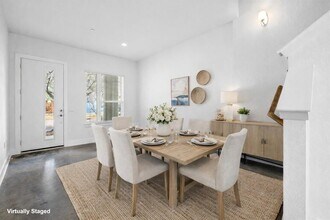 8922 Menchaca Rd in Austin, TX - Building Photo - Building Photo