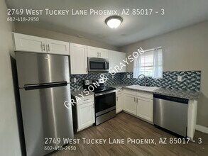 2749 W Tuckey Ln in Phoenix, AZ - Building Photo - Building Photo