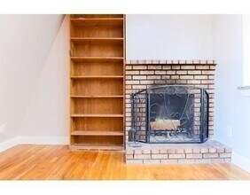 469 Massachusetts Ave in Boston, MA - Foto de edificio - Building Photo