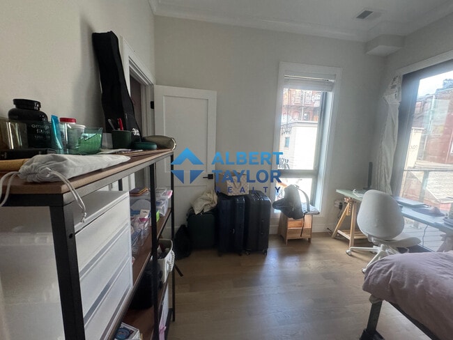 20 Highgate St, Unit 202