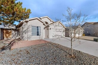 3212 Ocate Meadows Ct NE in Rio Rancho, NM - Building Photo - Building Photo