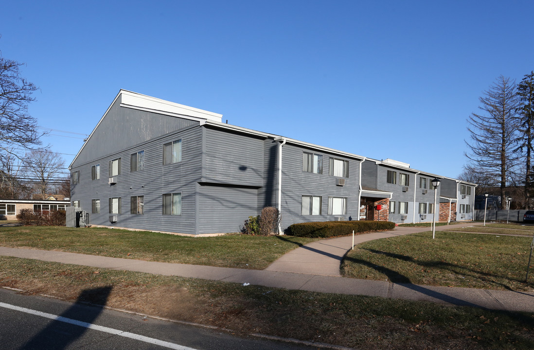 Village Apartments in Meriden, CT - Building Photo