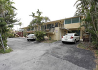 809 SE 2nd Ave in Hallandale Beach, FL - Foto de edificio - Building Photo