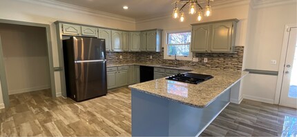 1519 Enota Ave NE in Gainesville, GA - Building Photo - Building Photo