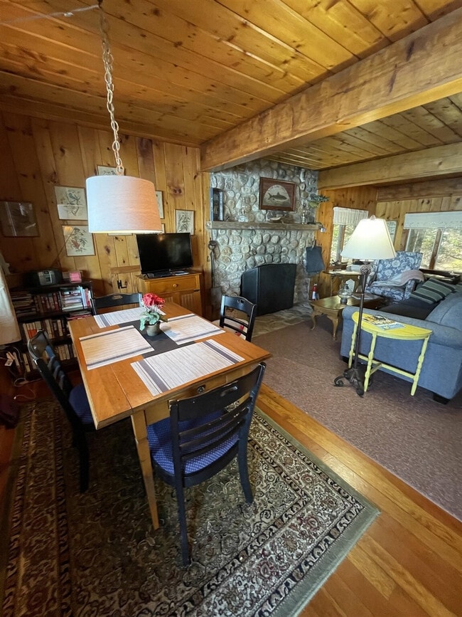 689 Peabody Pond Rd in Sebago, ME - Building Photo - Building Photo