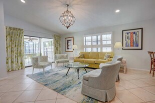 669 107th Ave N, Unit SI ID1504183P in Naples, FL - Building Photo