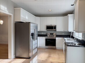 4316 Summercrest Blvd, Unit 605 in Antioch, TN - Foto de edificio - Building Photo