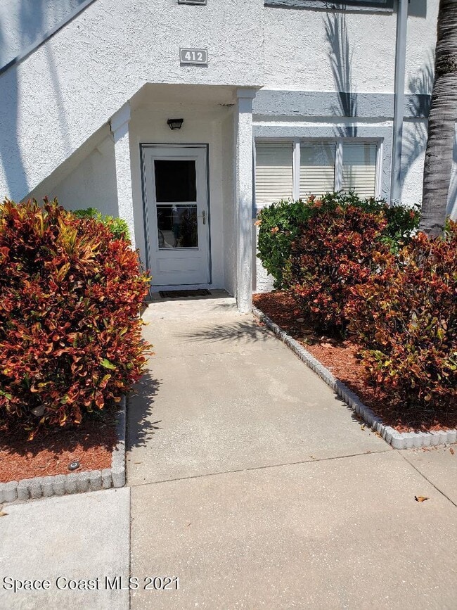 412 Beach Park Ln in Cape Canaveral, FL - Building Photo - Building Photo