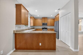 18196 Clear Brook Cir in Boca Raton, FL - Building Photo - Building Photo