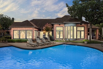 Barnett in Houston, TX - Building Photo - Building Photo