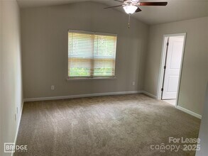 7327 Neal Rd in Charlotte, NC - Building Photo - Building Photo