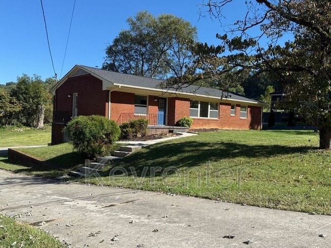 property at 424 Bridge View Ln