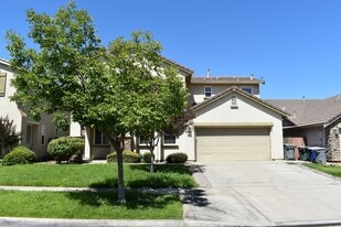 3587 Sarasota Ave in Merced, CA - Building Photo