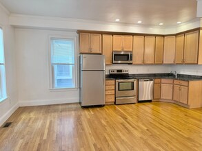157 M St in Boston, MA - Building Photo - Building Photo