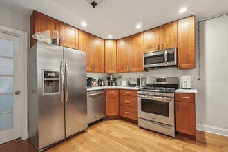 625 Bloomfield St in Hoboken, NJ - Building Photo - Building Photo