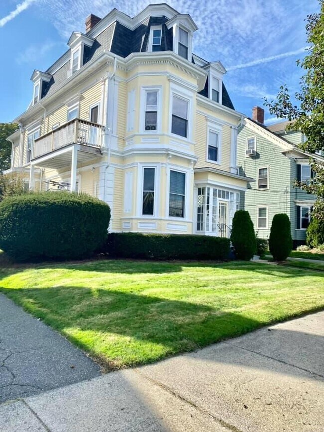 11 Atlantic St Apartments and Nearby Lynn Apartments For Rent Lynn, MA