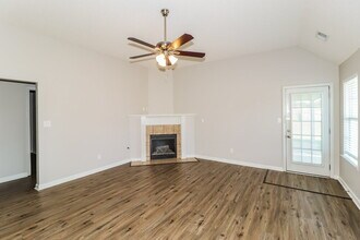 7896 Allen Ridge Ln in Olive Branch, MS - Foto de edificio - Building Photo