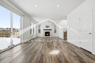 27501 E 7th Dr in Aurora, CO - Building Photo - Building Photo