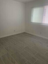 16881 Sims Lane in Huntington Beach, CA - Building Photo - Building Photo