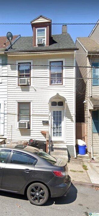 125 S 9th St in Easton, PA - Building Photo