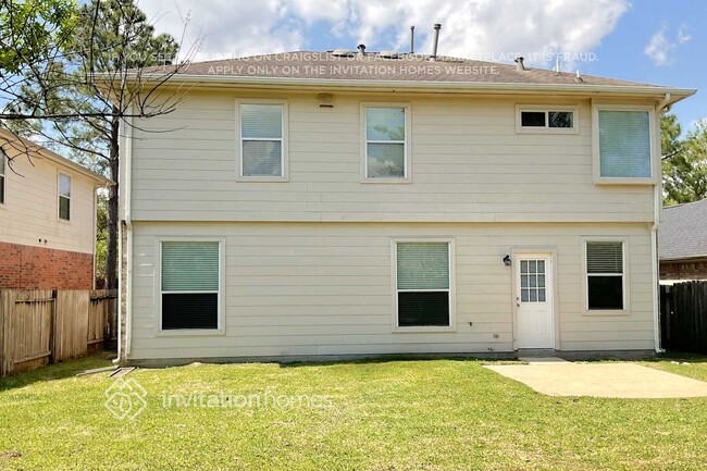 9318 Arrowhead Trace Ln in Houston, TX - Building Photo - Building Photo