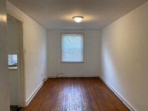 2302 Kensington St in Harrisburg, PA - Building Photo - Building Photo