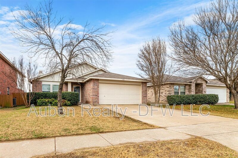 9013 Fremont tr in Fort Worth, TX - Building Photo
