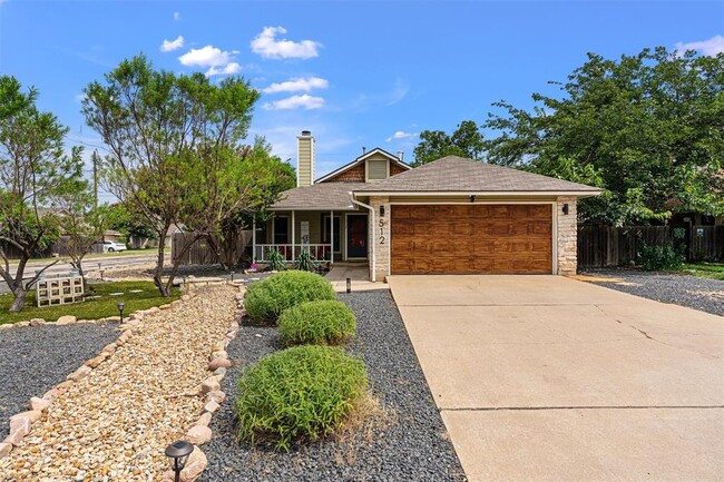 512 Edwards Dr in Round Rock, TX - Foto de edificio - Building Photo