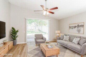 9123 Egret Cove Cir, Unit 5005 Andover Green W in Riverview, FL - Building Photo - Building Photo