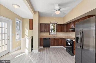 502 N Bedford St in Carlisle, PA - Building Photo - Building Photo