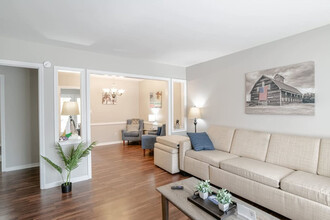 850 Forestwood Dr in Mobile, AL - Building Photo - Building Photo