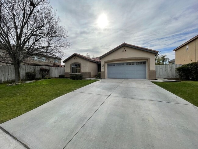 property at 11713 Starlight Dr