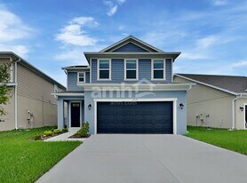 27121 St Andrews Ave in Wesley Chapel, FL - Building Photo