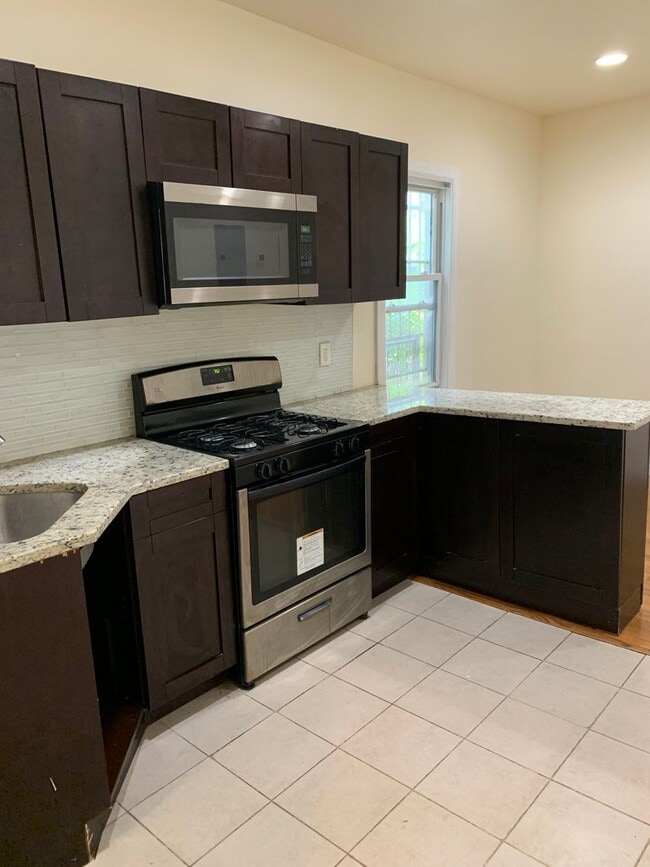 54 Kent St in Newark, NJ - Building Photo - Building Photo