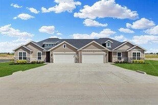 4421 Clovis St in Midlothian, TX - Building Photo