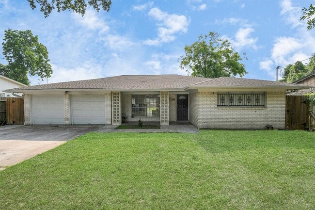 6814 Della St in Houston, TX - Building Photo - Building Photo