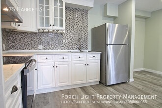 475 Harriet St in Welland, ON - Building Photo - Building Photo