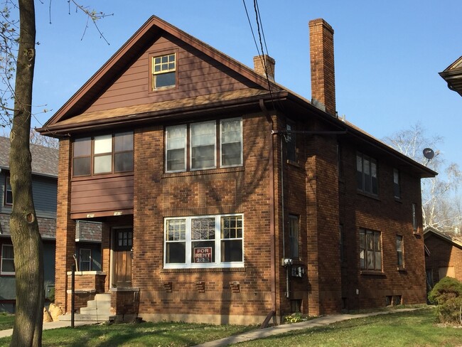 property at 1419 North Ave