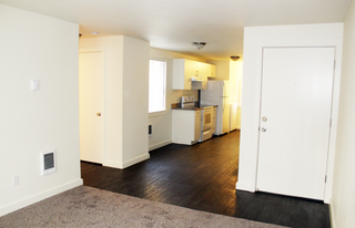 Stark St. Townhomes in Portland, OR - Building Photo