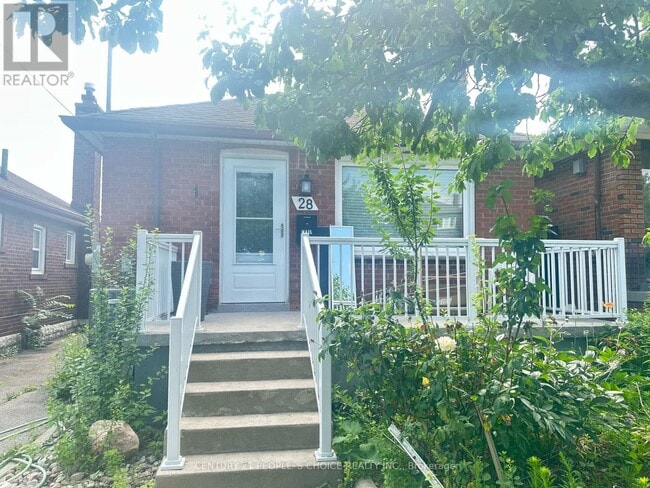 property at 28 Montcalm Ave