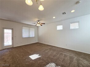 7596 Peaceful Trellis Dr in Las Vegas, NV - Building Photo - Building Photo