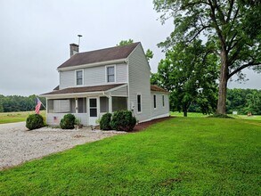 12721 Old Telegraph Rd in Providence Forge, VA - Building Photo - Building Photo