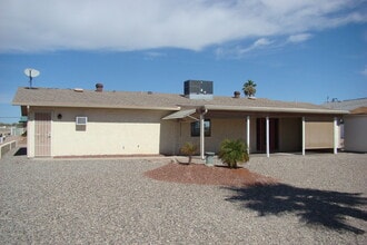 2706 Tradewind Dr in Lake Havasu City, AZ - Building Photo - Building Photo