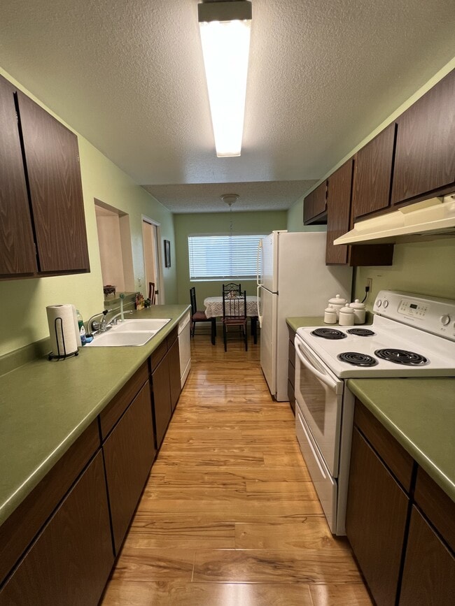 property at 1339 N Columbus Ave