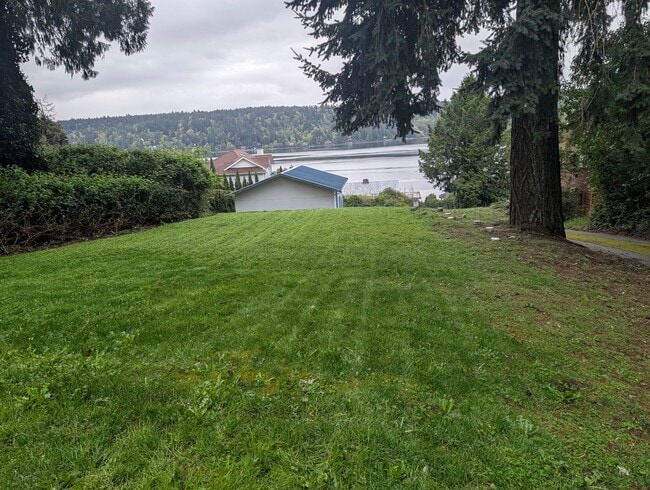 property at 6056 Illahee Road NE