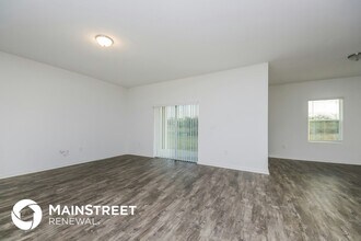 162 Hidden Lk Lp in Haines City, FL - Building Photo - Building Photo