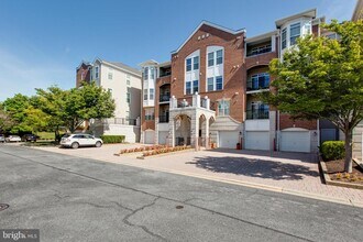 5900 Great Star Dr-Unit -201 in Clarksville, MD - Building Photo - Building Photo